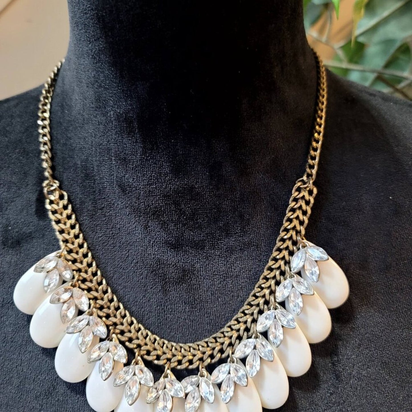 Womens Fashion White Crystal & Pearl Teardrop Bead Necklace with Lobster Clasp