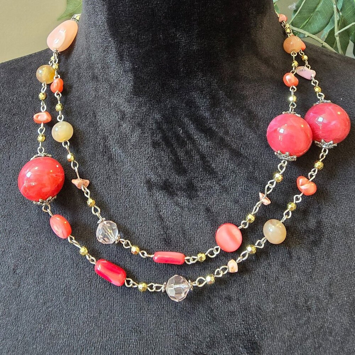 Womens Multicolor Pearl & Crystal Beaded 2 Layer Necklace with Lobster Clasp