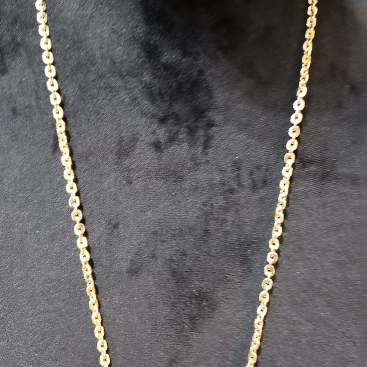 The Limited Women Fashion Multi Stone Embossed Square Pendant Necklace Box Clasp