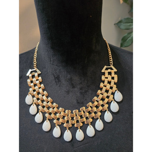 Women's Statement Bib Necklace With White Teardrop Charms Lobster Claw Lock