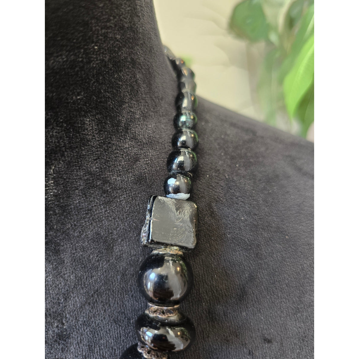 Chunky Black Gray Metallic Beaded Silver Tone Collar Necklace