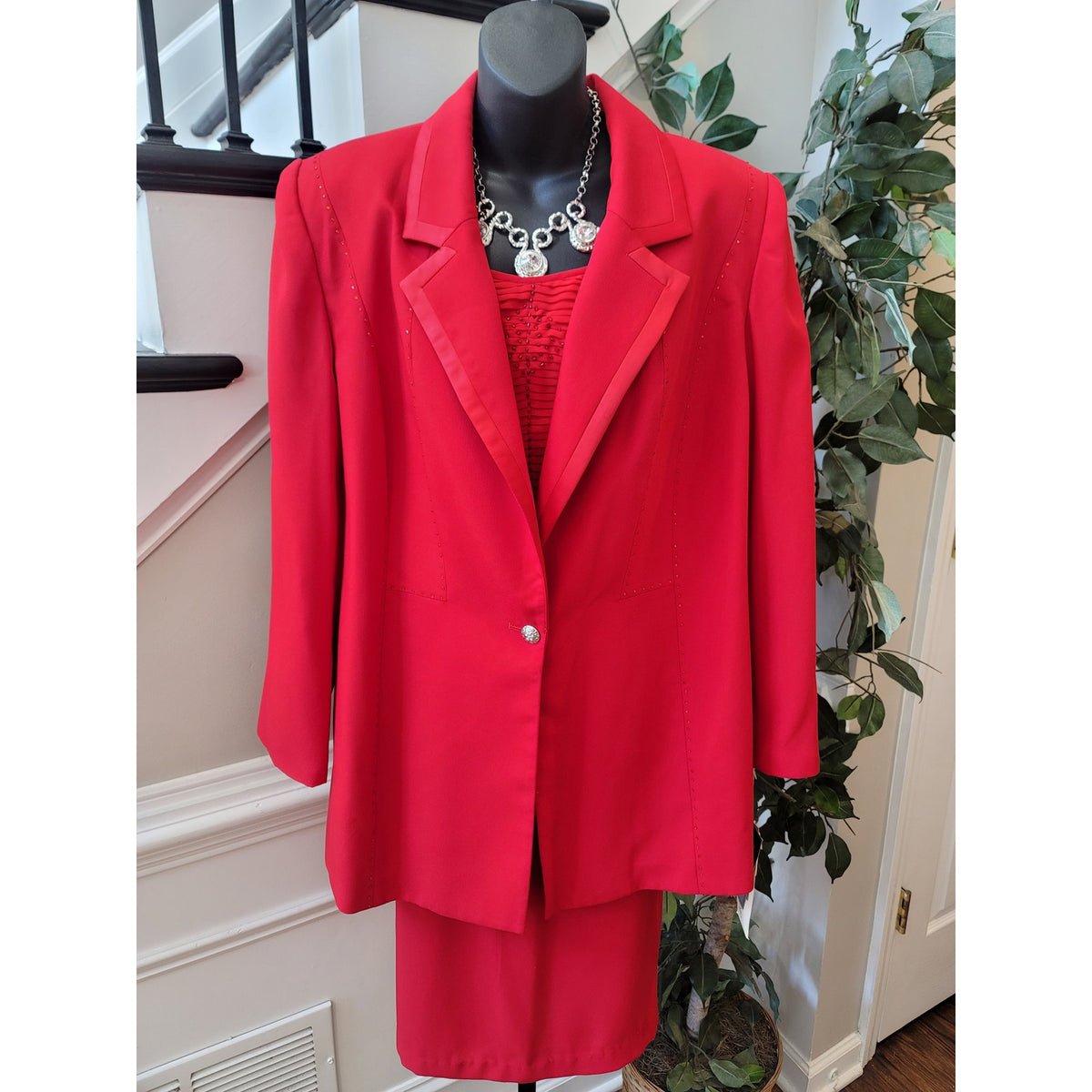 St Anthony Skirt Suit Women SZ 16W Red Rhinestone Long Sleeve Blazer Fully Lined