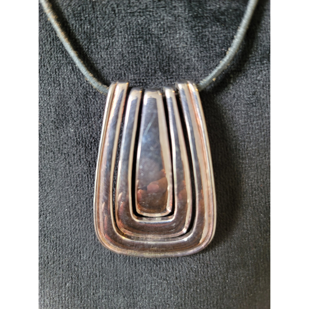 Chico's Modern Geometric Pendant Necklace With Lobster Clasp Black Cord Jewelry