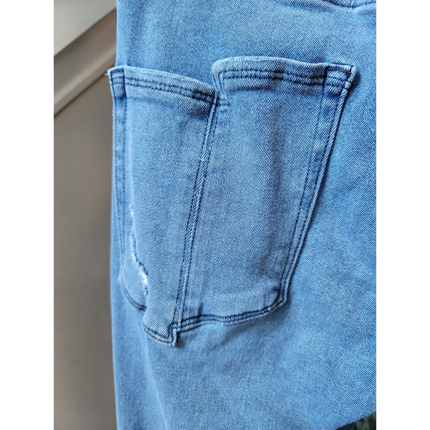 Good American High Rise Jeans Women's 27 Blue Organic Cotton Stretch Frayed Hem