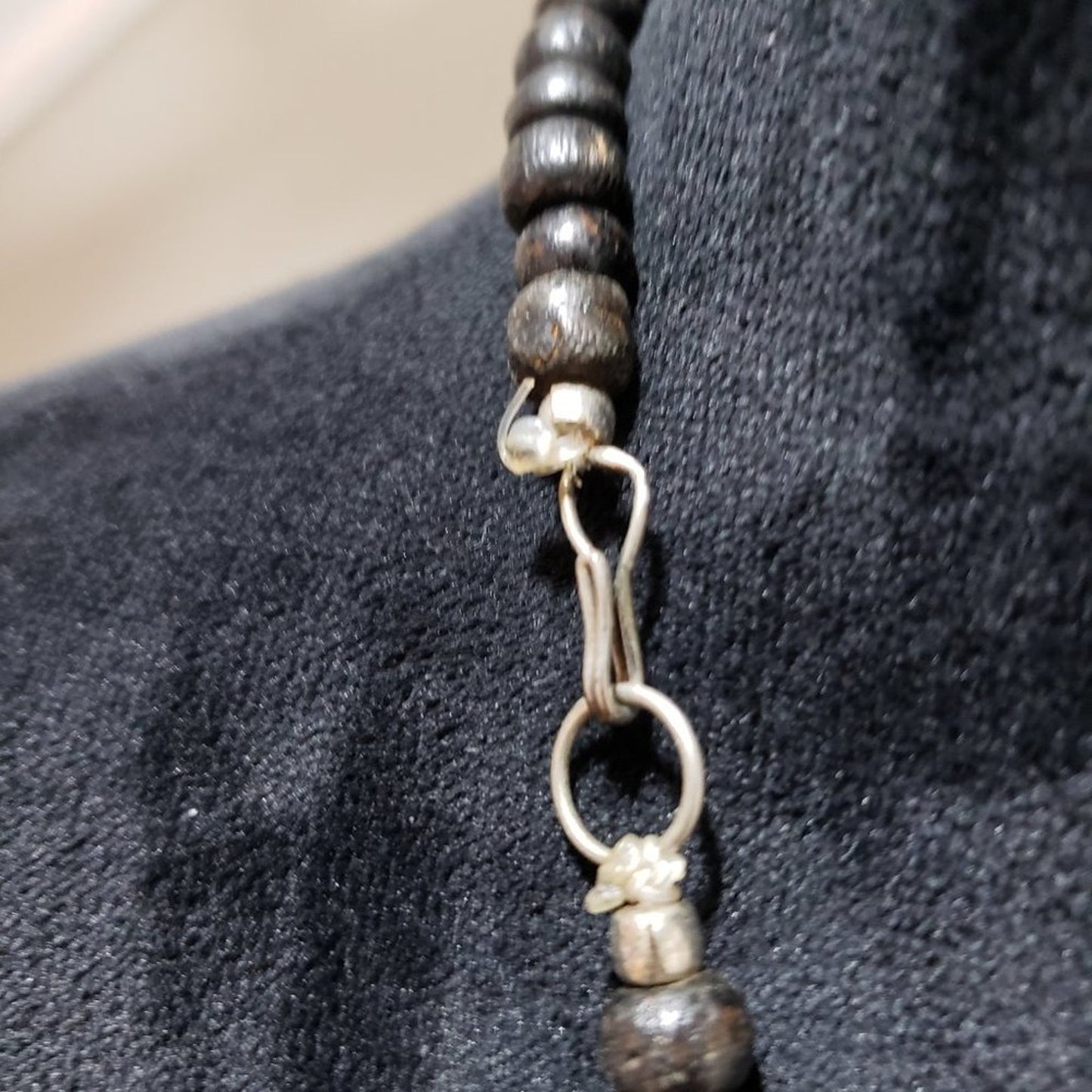 Womens Fashion Chunky Black Mottled Ceramic Beaded Collar Necklace w/ Hook & Eye