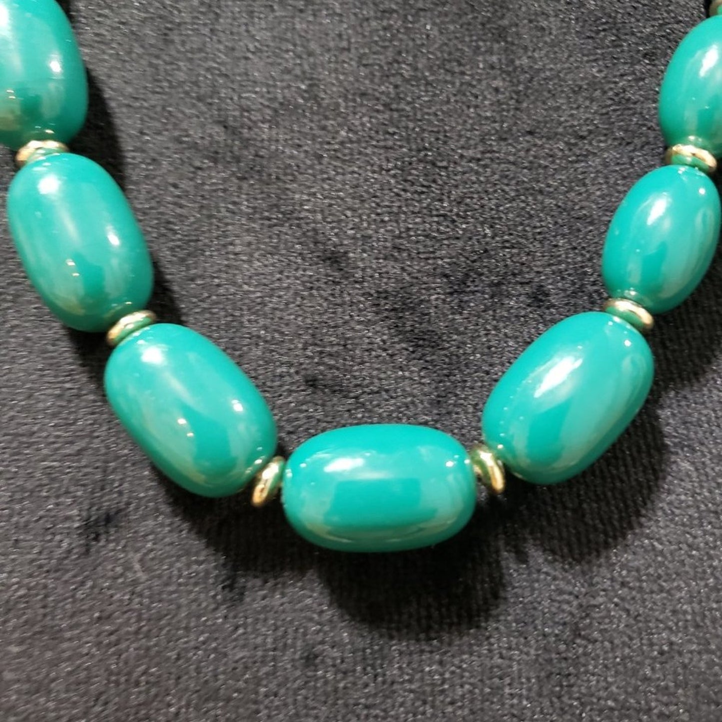 Womens Fashion Chunky Green Rhinestones Beaded Collar Necklace with Round Clasp