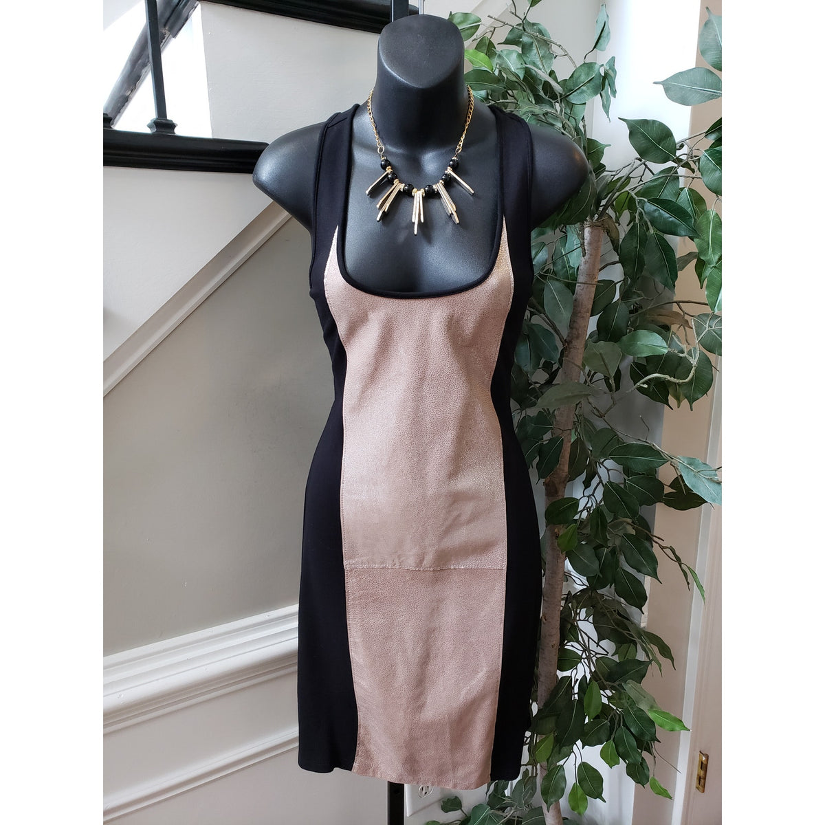 Graham & Spencer Sheath Dress Women's Medium Black & Peach Scoop Neck Racerback