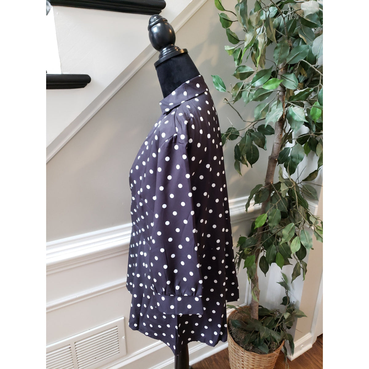 Zara Blouse Women XL Black White Polka Dot Wrap Top 3/4 Sleeve Dressy Shirt