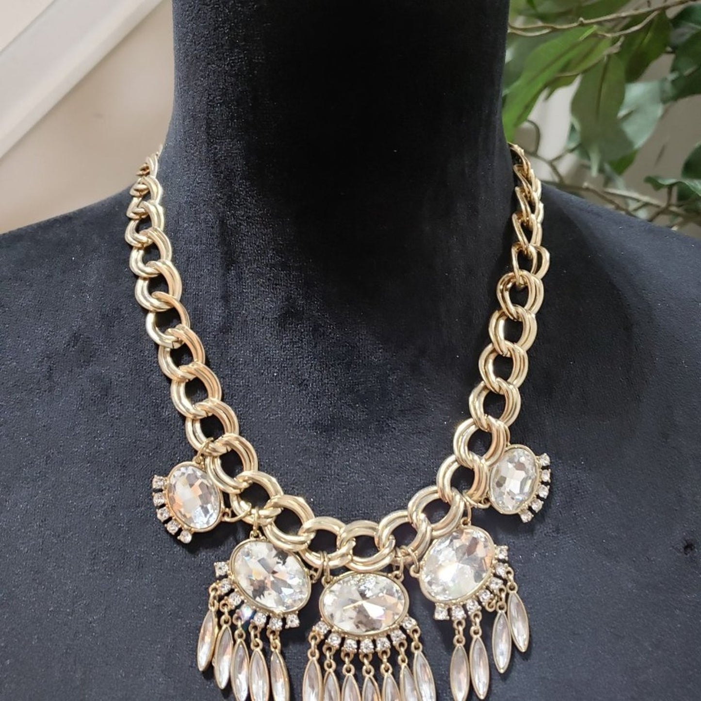 Women Fashion Rhinestone Linked Gold Chain Statement Necklace with Lobster Clasp