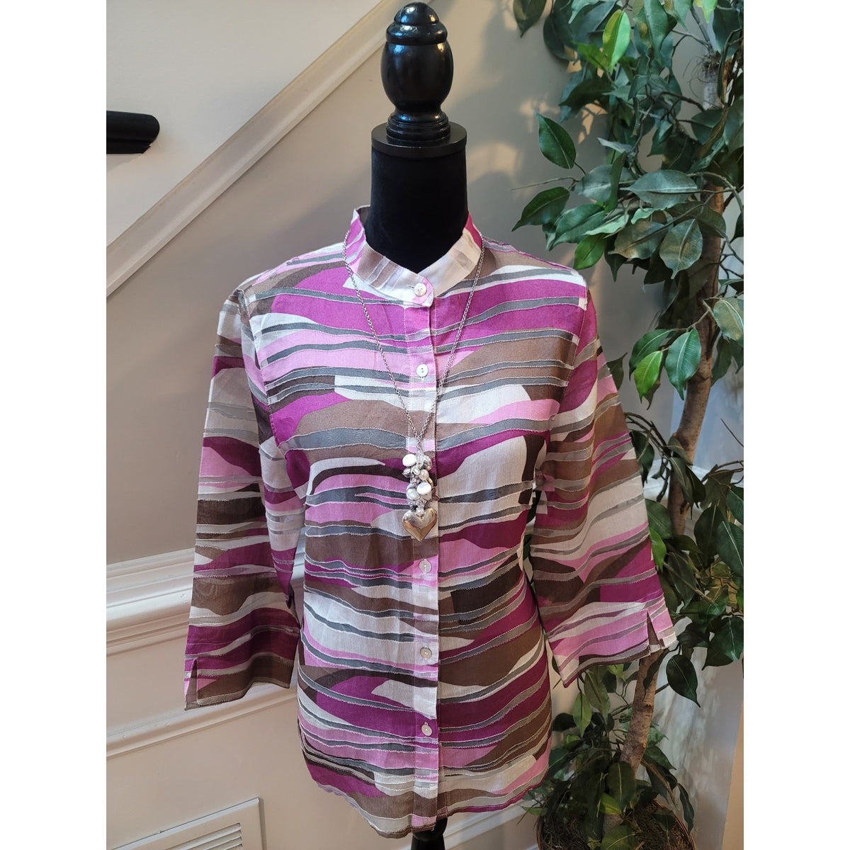 Alfred Dunner Shirt 10 Multi Denim Abstract Band Collar 3/4 Sleeve Button-Up