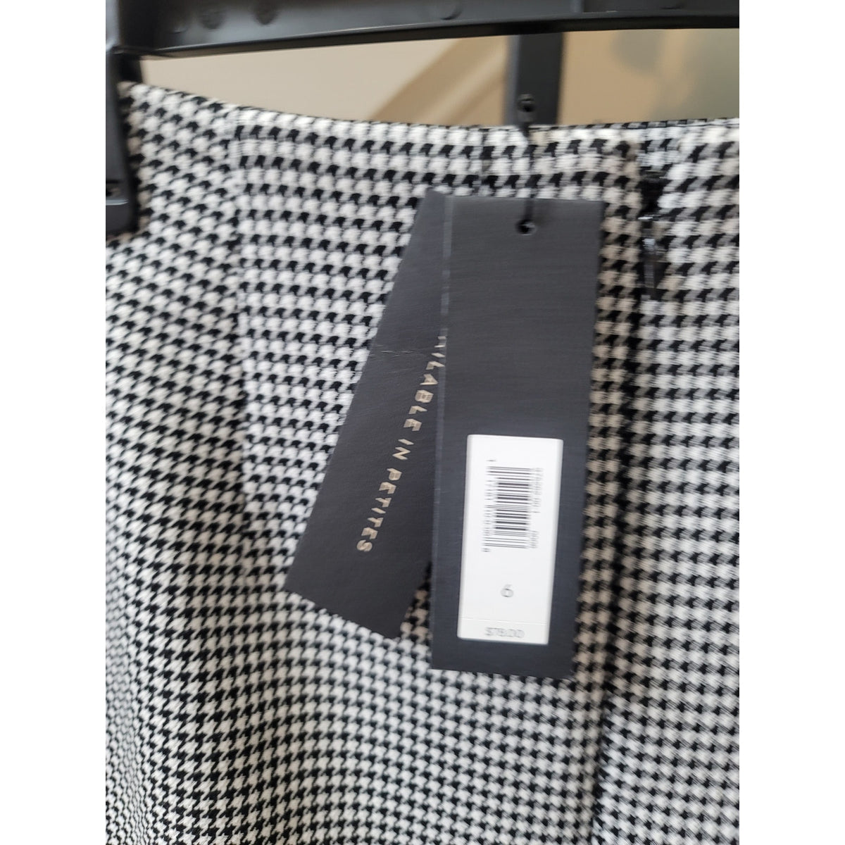 Banana Republic Pencil Skirt Women's Size 6 White/Black Houndstooth Side Slit