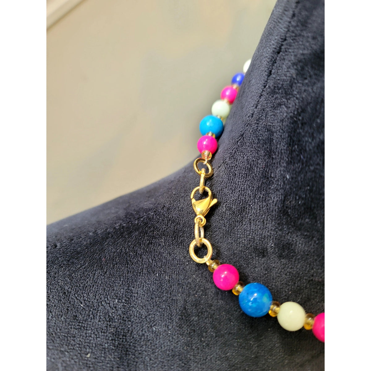 Multicolor Beaded Gold Tone Medallion Pendant Statement Necklace Boho