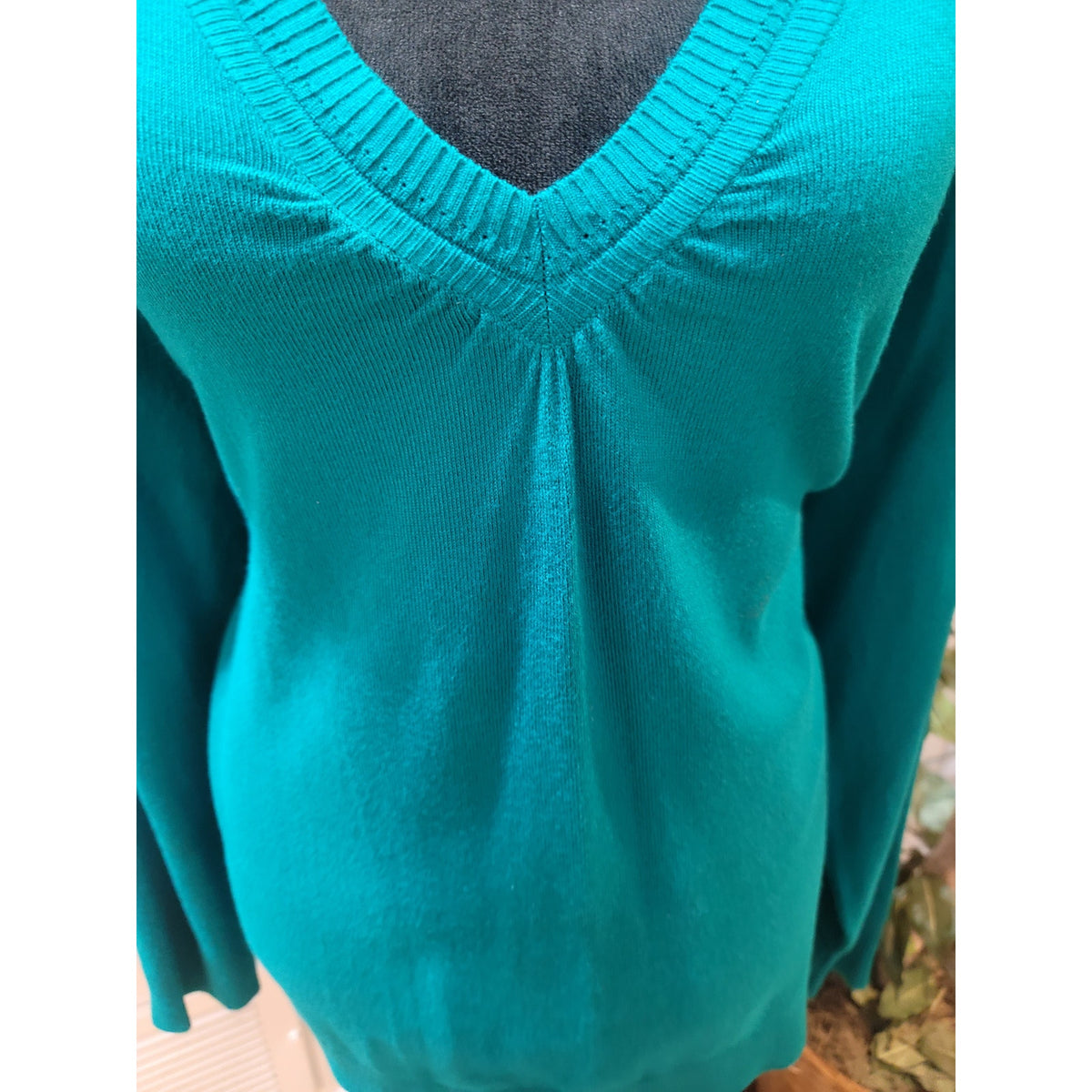 Lane Bryant Pullover Sweater Women's SZ 14/16 Teal Ribbed Hem V-Neck Long Sleeve