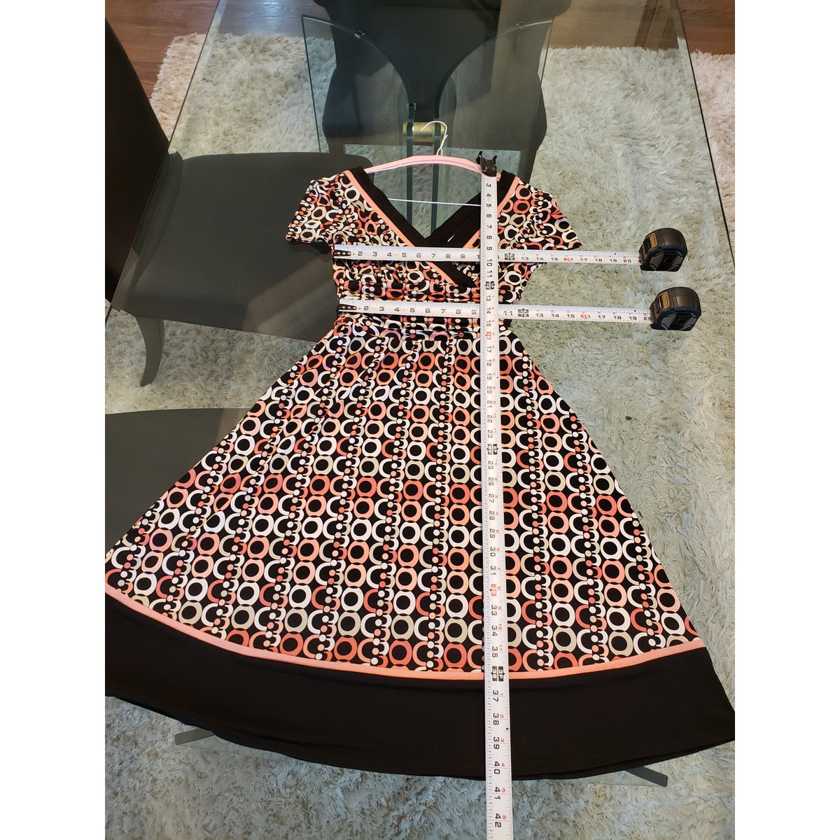 Sandra Darren Dress Women 6 Black Pink White Geometric Print Fit Flare V-Neck