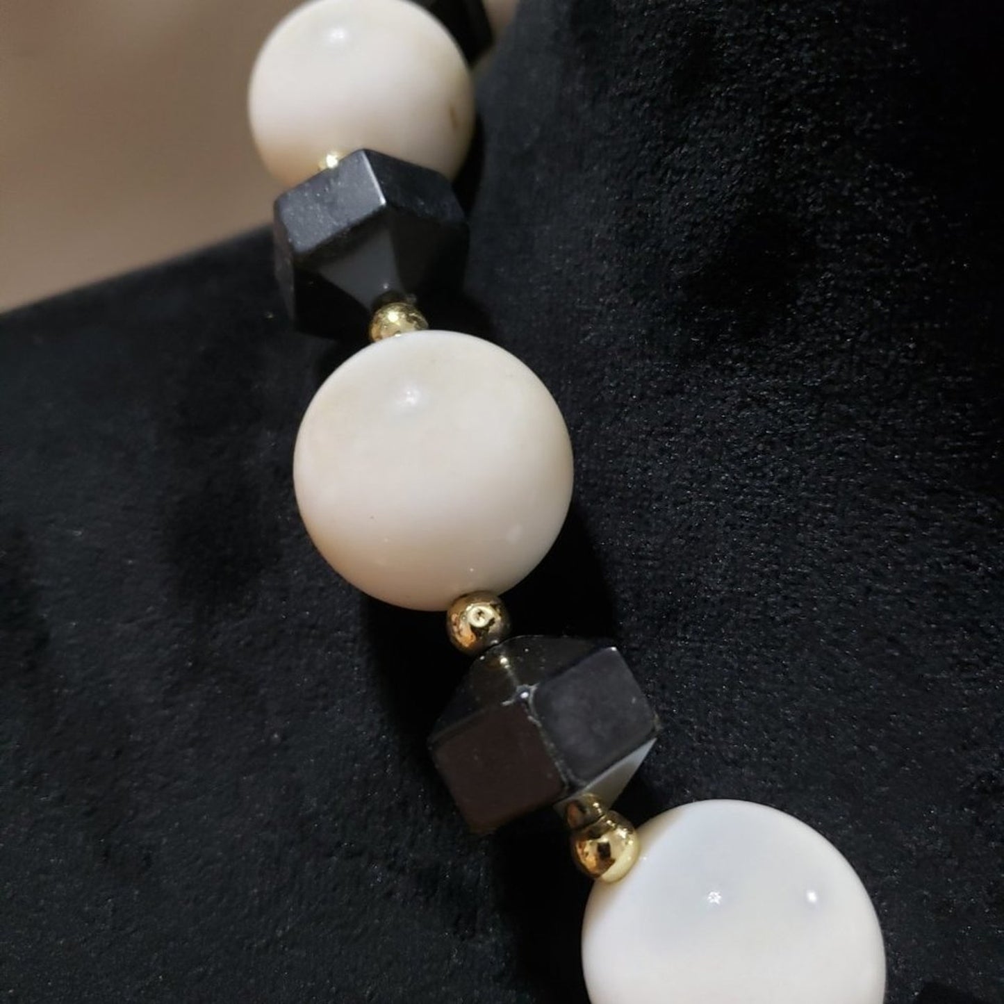 Womens Fashion Black Stone Freshwater Pearl Beaded Necklace with Lobster Clasp