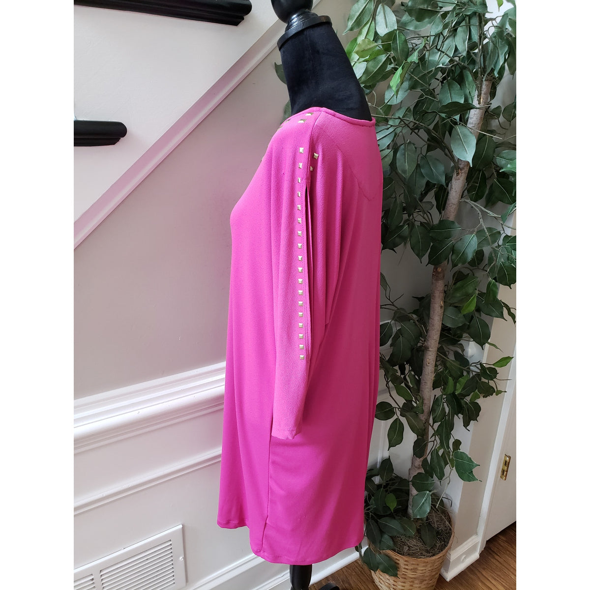 Jones New York Sheath Dress Women's Large Pink Studded Slit Sleeve Round Neck