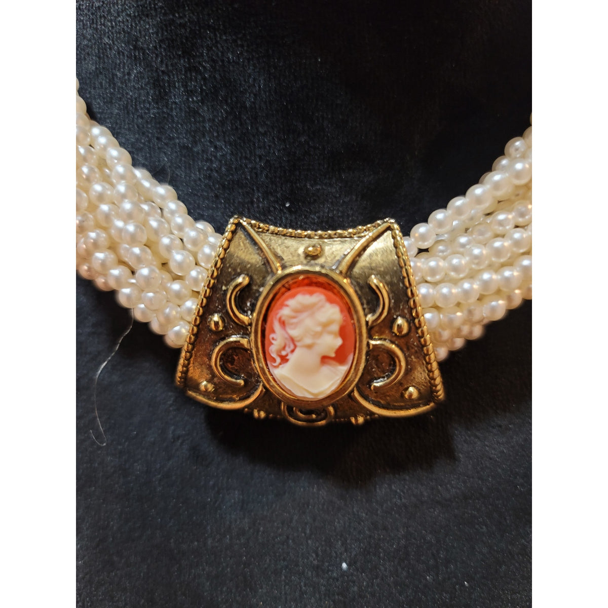Women's Multi Strand Pearl Necklace With Cameo Pendant And Lobster Clasp Lock