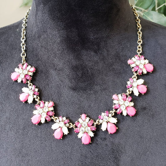 Womens Fashion Pink Clear Crystal Flower Beaded Necklace with Lobster Clasp