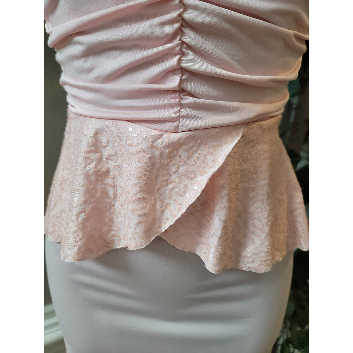Dream Out Loud Strapless Peplum Dress Women's Medium Pink Ruched Bodycon