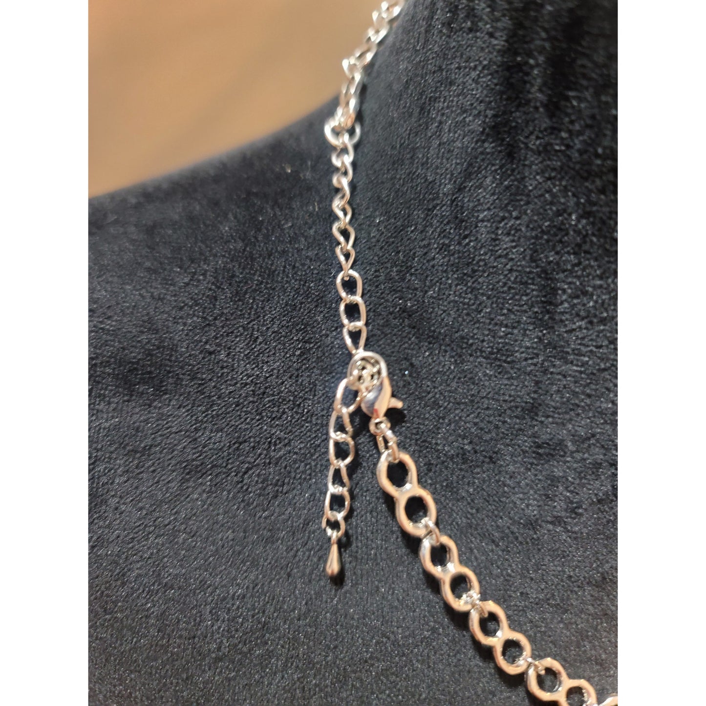 Women's Statement Necklace Silver Chain With Black Faceted Stones Lobster Lock