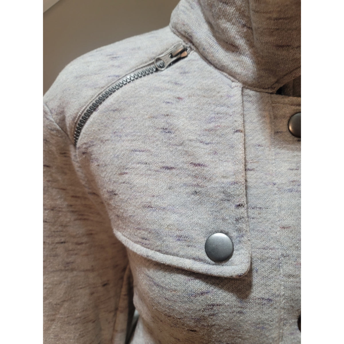 Cabi Sweatshirt Jacket Women's Large Gray Flecked Asymmetrical Zip Button Front