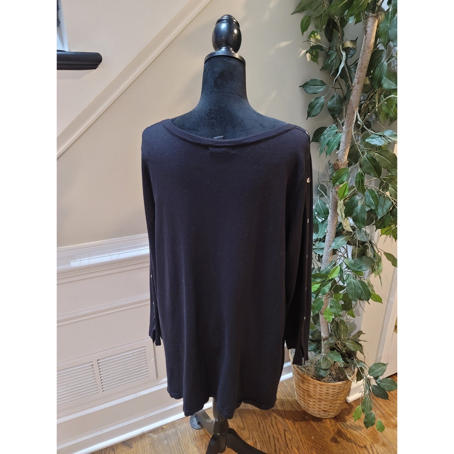 Alfani Sweater Women's Size 2X Black Long Sleeve Pullover with Button Detail