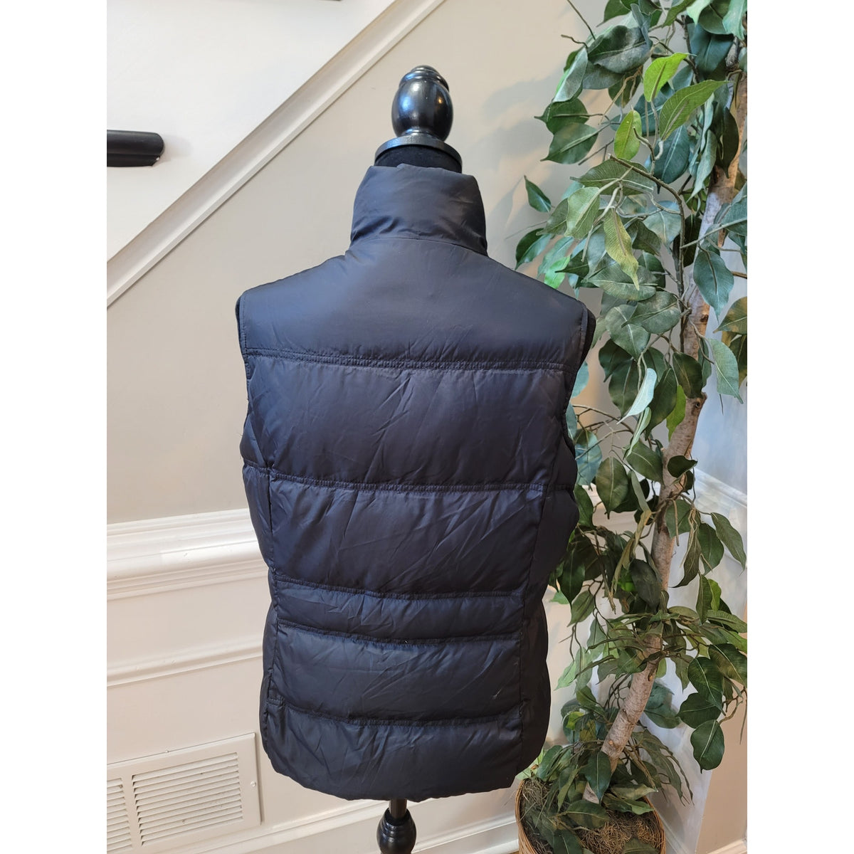Lands' End Puffer Vest Women's Small Black Button Up Front Mock Neck Sleeveless