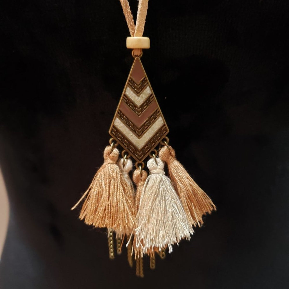 Womens Fashion Boho Faux Suede Fringe Tassel Medallion Necklace with Rope Clasp
