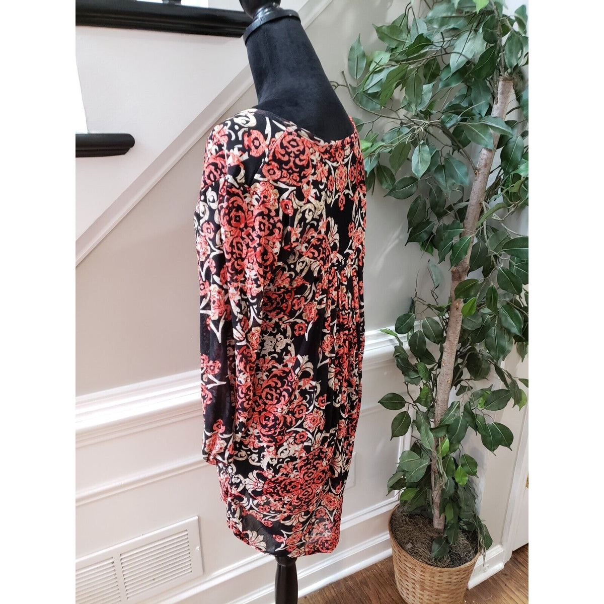 Womens Multicolor Polyester Round Neck Long Sleeve Knee Length Dress Size Medium