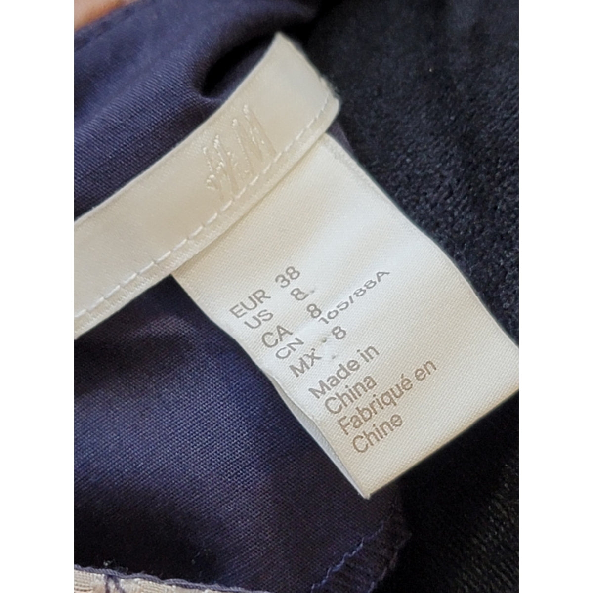 H&M Crop Blouse 8 Navy Cotton Cat Textured Woven Crew Neck 3/4 Sleeve Back Zip