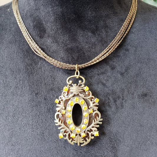 Women Fashion Amber Crystal Pendant Snak Chain Necklace with Lobster Clasp