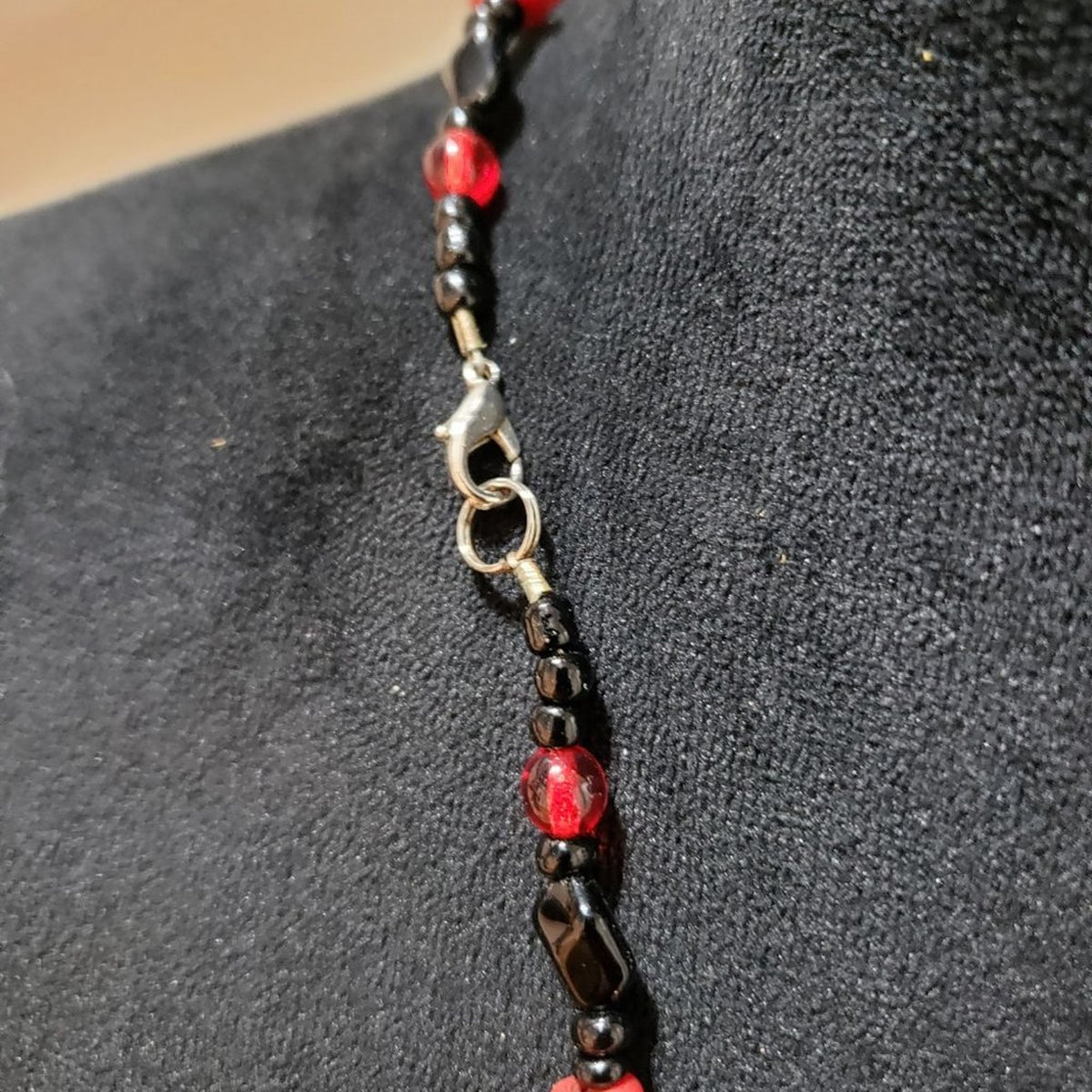 Womens Fashion Multicolor Round Moulded Beaded Collar Necklace w/ Lobster Clasp
