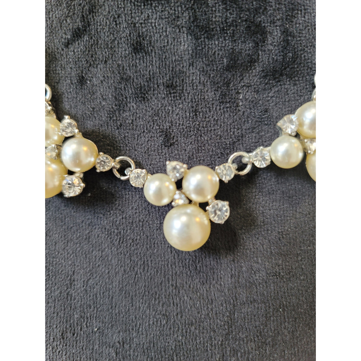 Women Silver Statement Necklace With Pearl And Rhinestone Clusters Lobster Clasp