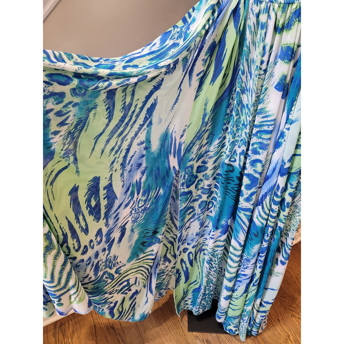 Olivaceous Maxi Dress Women's Small Cyber Light Frond Grove Sleeveless Party