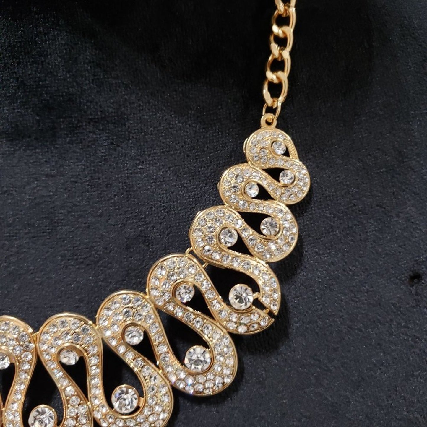 Womens Gold Tone Rhinestones Snake Shaped Collar Necklace with Lobster Clasp