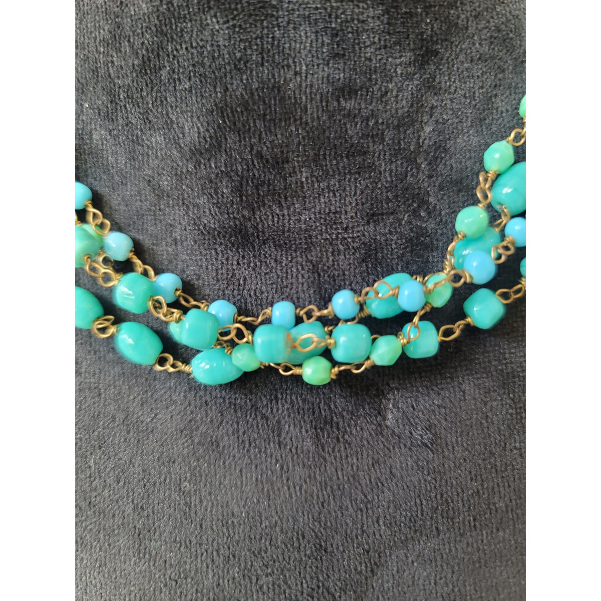 Women's Turquoise Beaded Statement Necklace With Lobster Clasp Closure