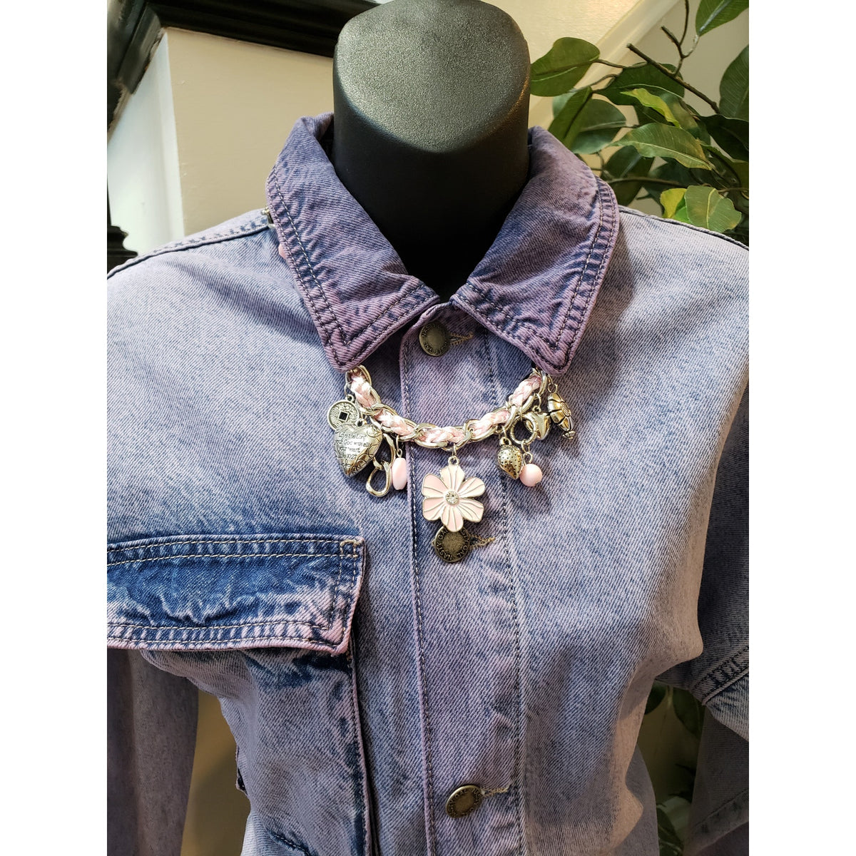 Nasty Gal Jumpsuit Womens Size 6 Blue Denim Pocket Detail Acid Wash Button Front