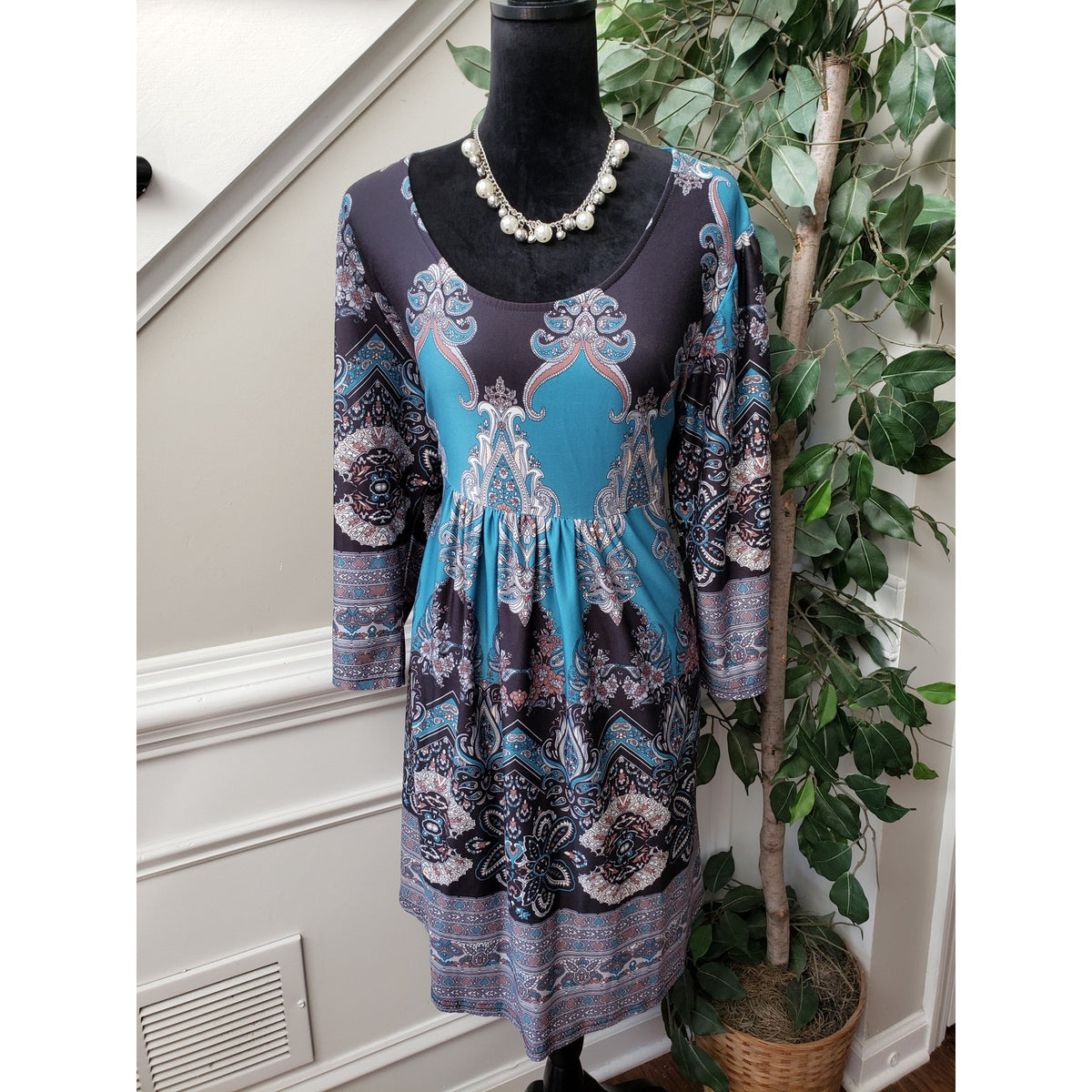 A-Line Dress Womens Size 2X Blue Paisley Gathered Long Sleeve Round Neck Stretch
