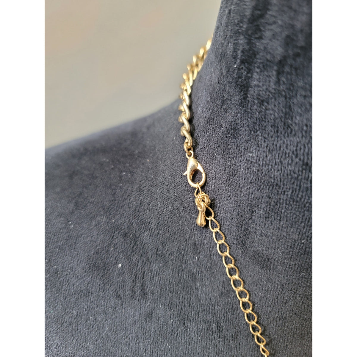 Women's Multilayer Beaded Spike Necklace With Gold Chain And Lobster Clasp