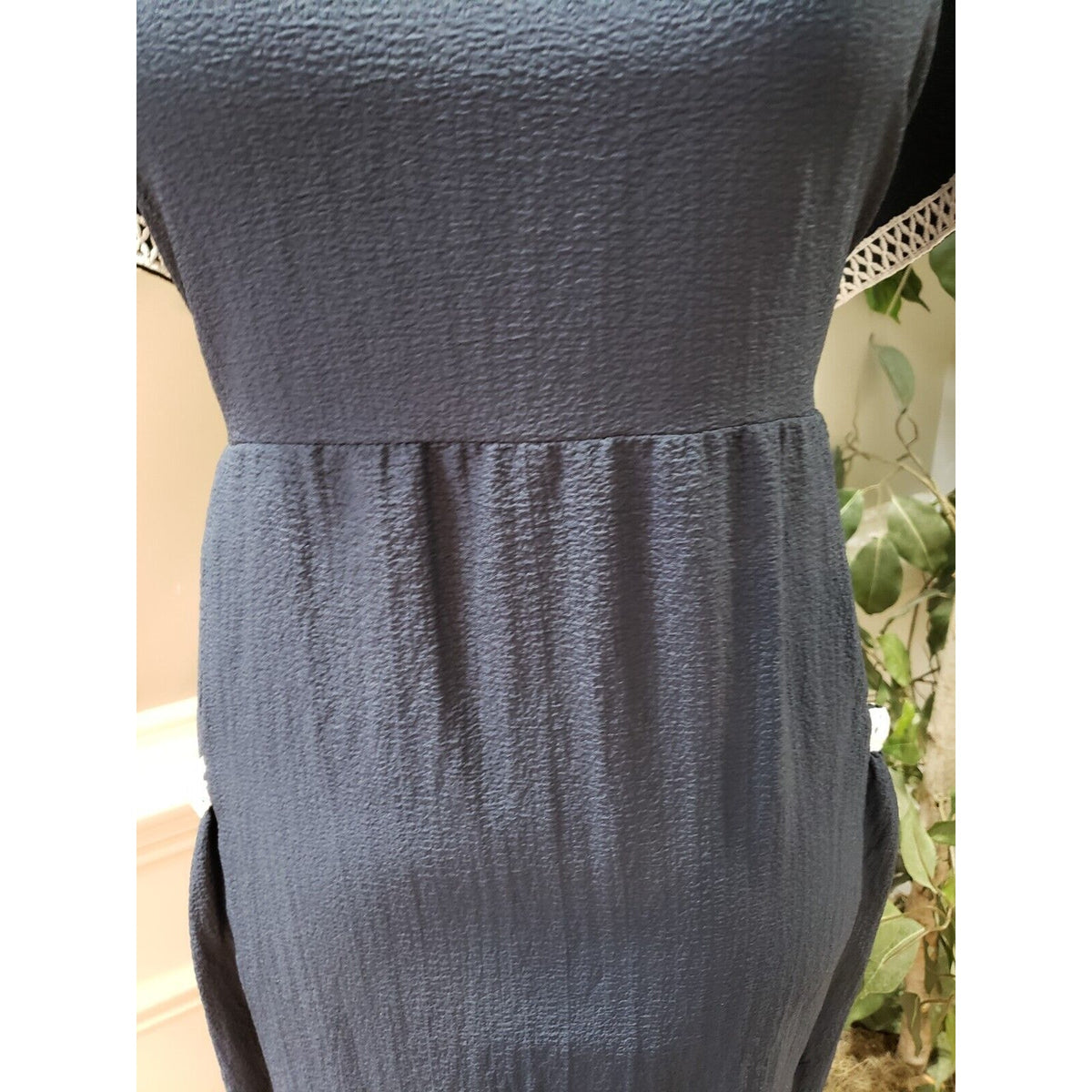Emery Rose Women's Blue Solid Polyester V-Neck Short Sleeve Knee Length Dress L