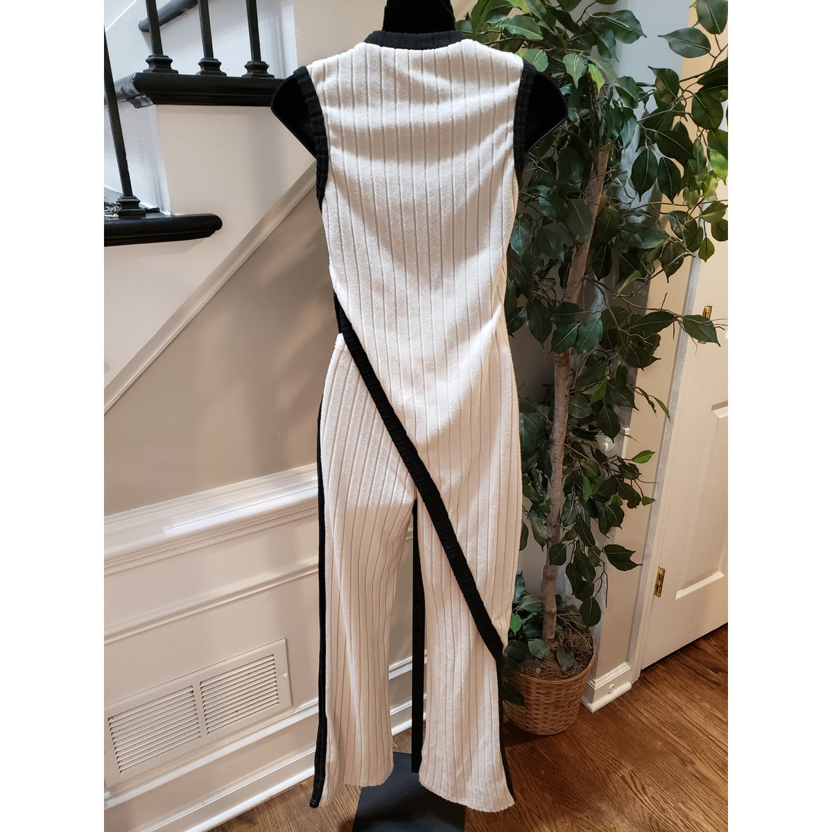 SHEIN 2 Piece Top & Pants Set Womens 6 Beige Wide Leg Rib Knit Asymmetrical Hem