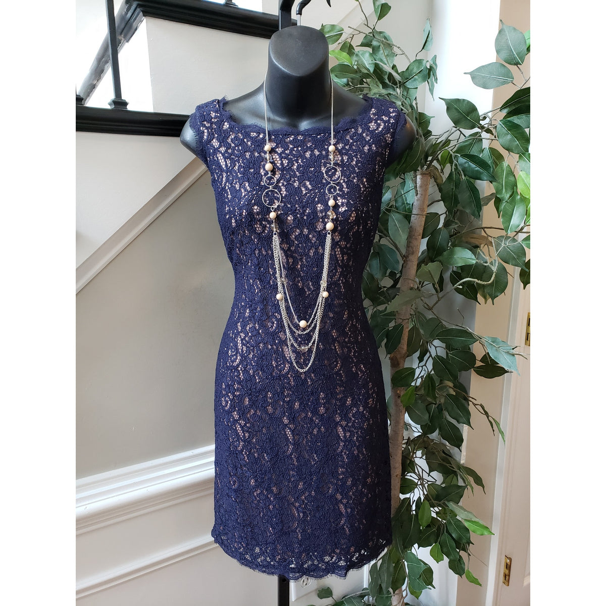 Adrianna Papell Fit & Flare Dress Women's 6 Blue Round Neck Sleeveless Back Zip