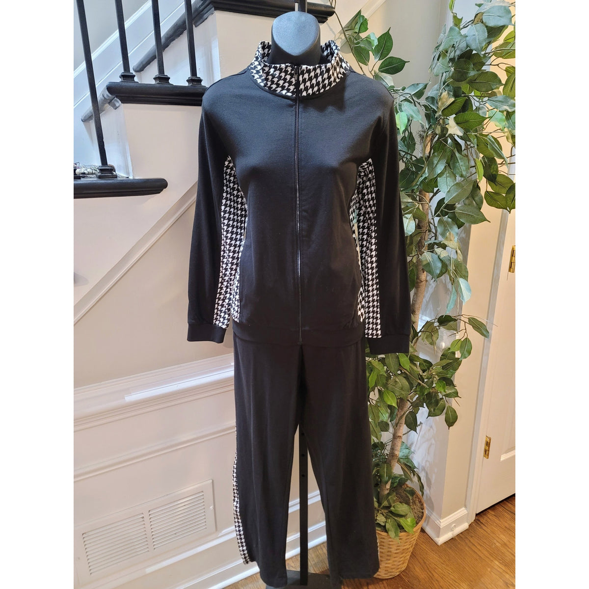 Anthony Richards tracksuit Set Womens Medium Black/White Houndstooth Full Zipper