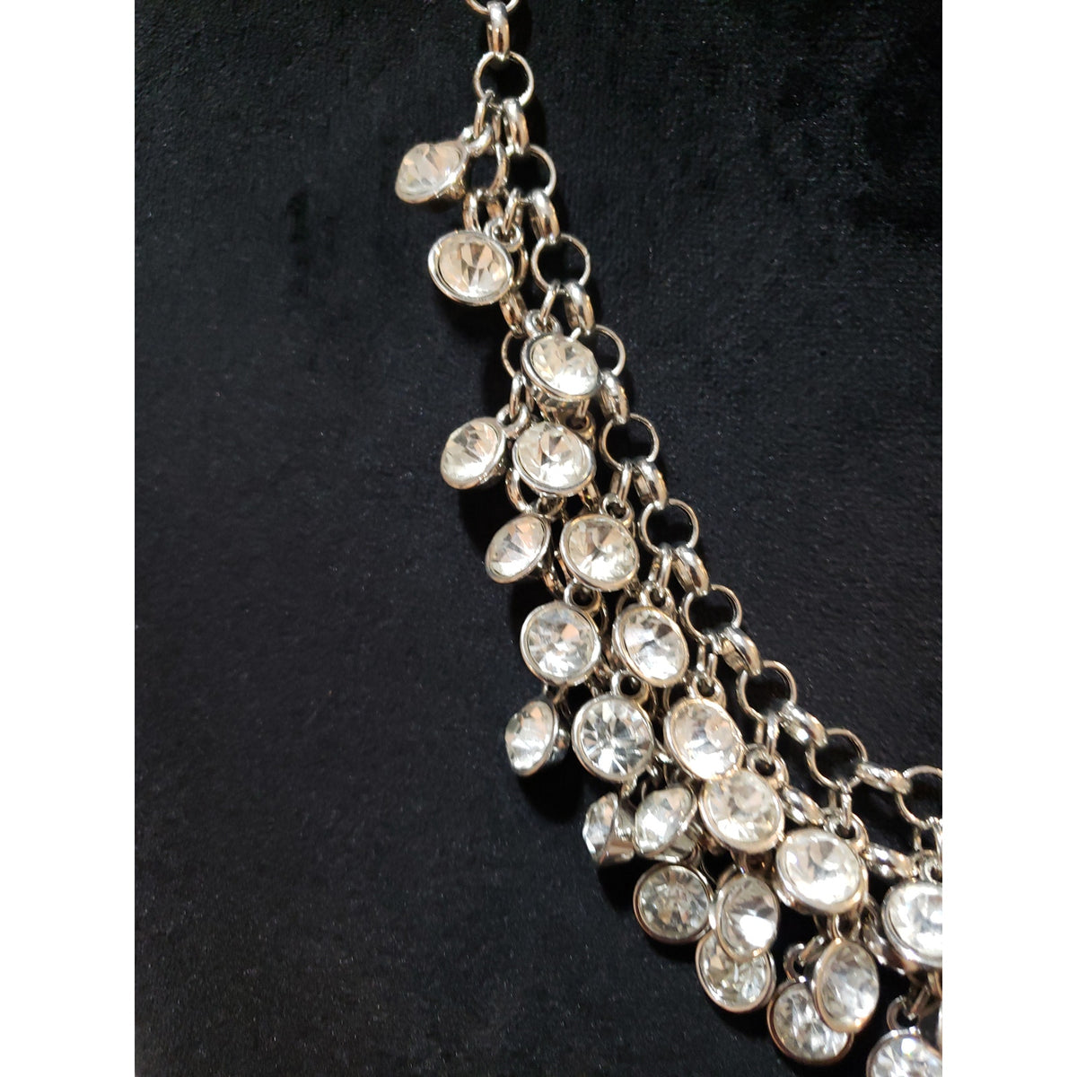 Women Fashion Silver Tone Crystals Cluster Bib Necklace Jewelry w/ Lobster Clasp