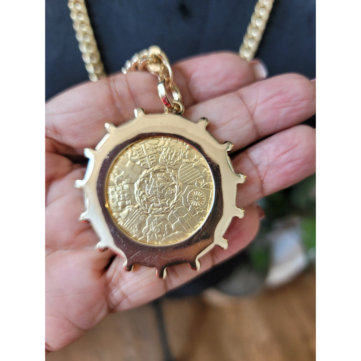 Gina Z Gold Cuban Chain Necklace With Angel Coin Pendant And Toggle Lock Jewelry