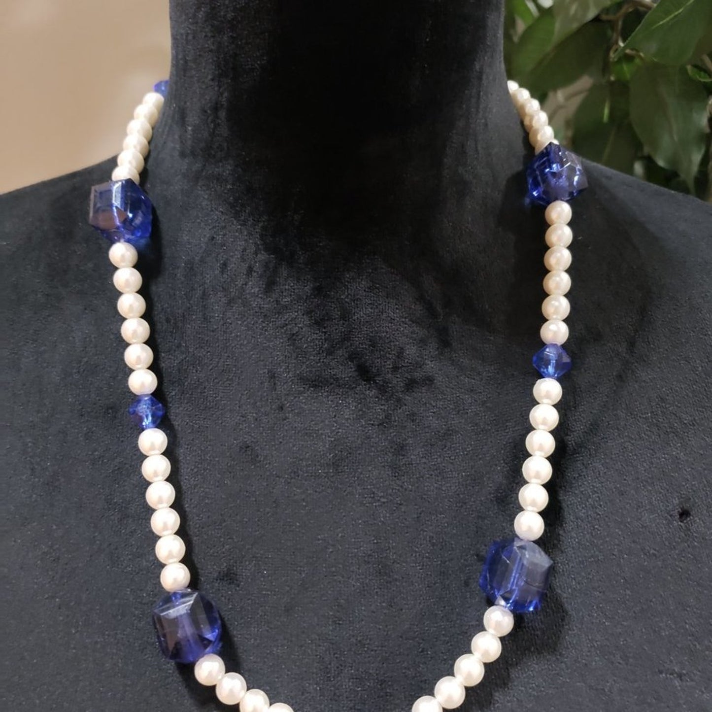 Womens Fashion Blue Color Rhinestone Natural Faux Pearl Beaded Collar Necklace
