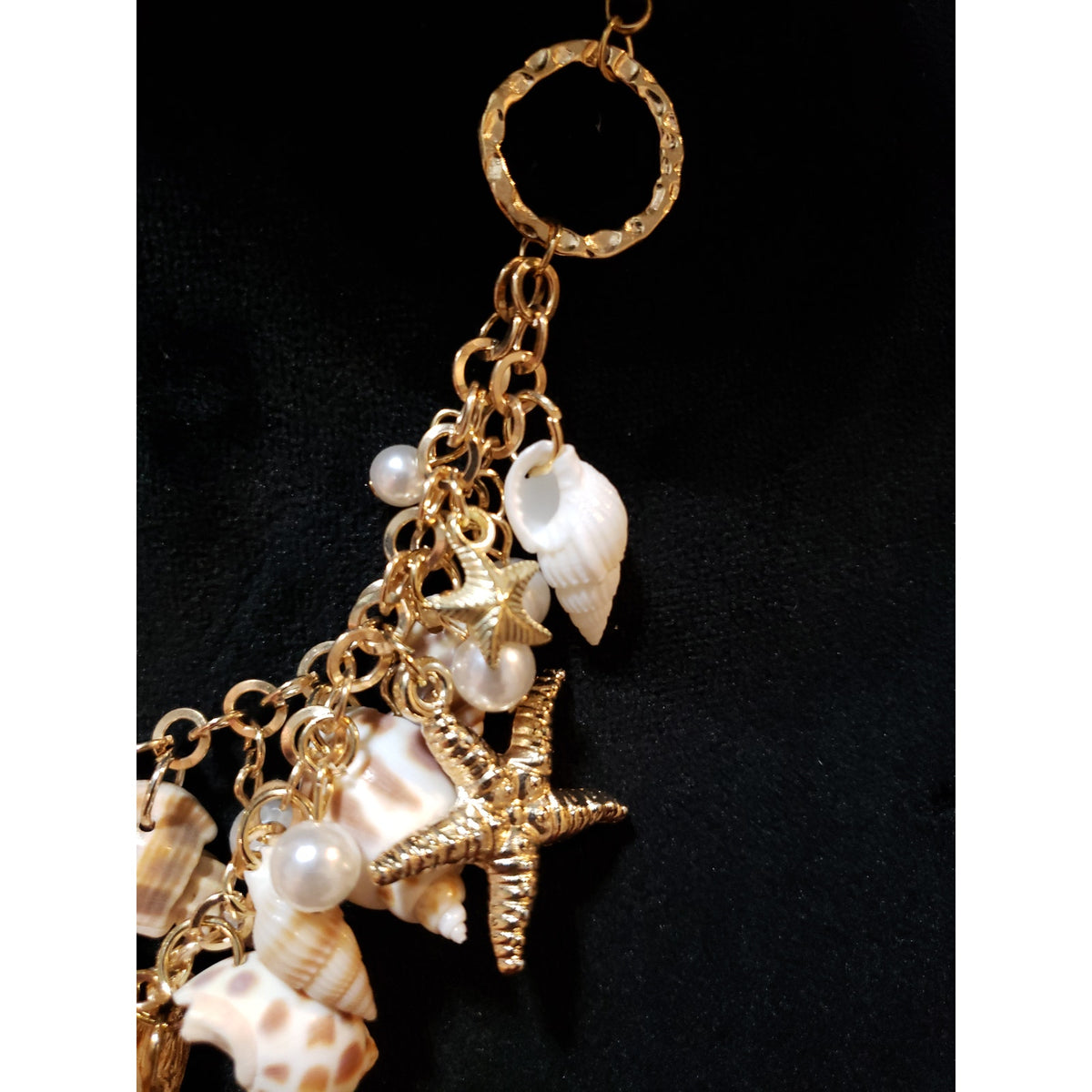 Womens Fashion Gold Tone Sea Life Motif Faux Pearl Cluster Statement Necklace