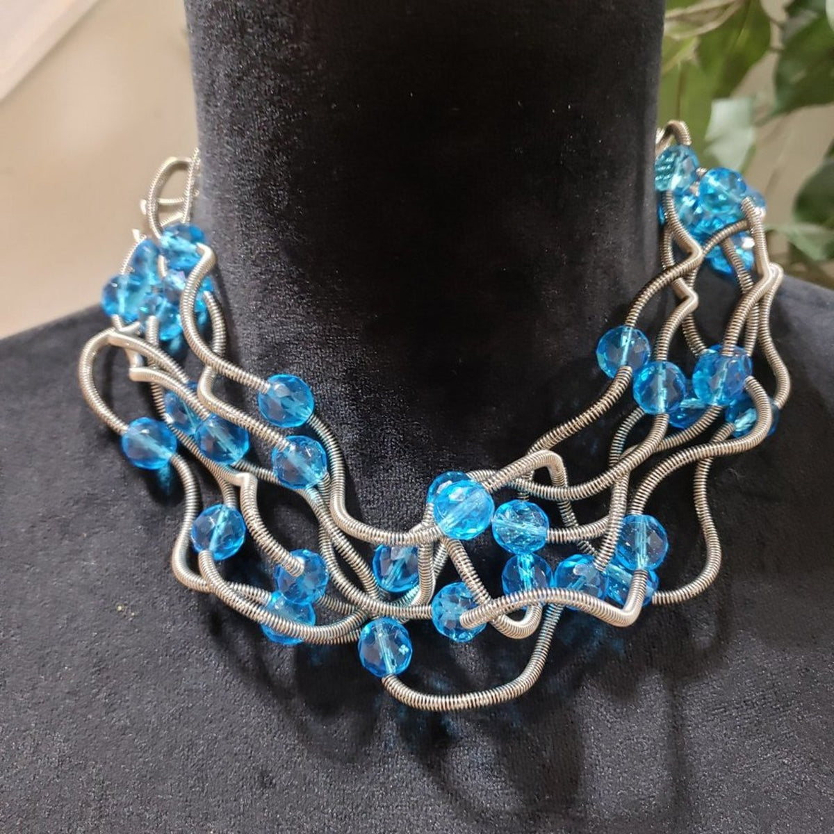 Women Fashion Multistrand Silver Wire Blue Rhinestones Beaded Collar Necklace