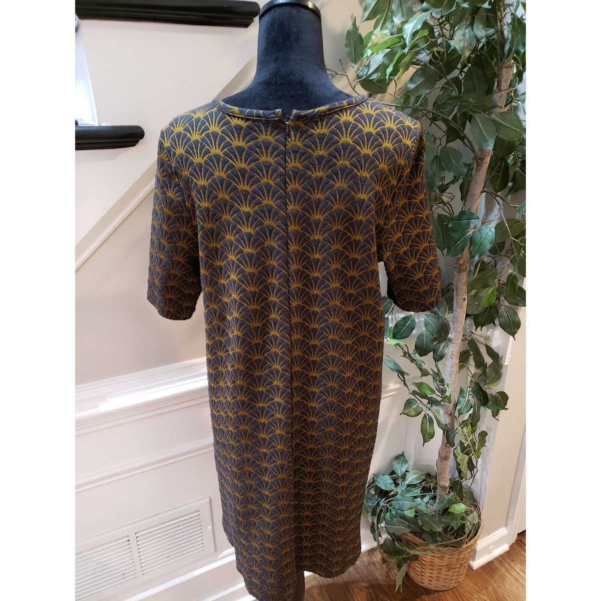 LOFT Women Navy Brown Geometric Short Sleeve Knee Length Shift Dress Size L