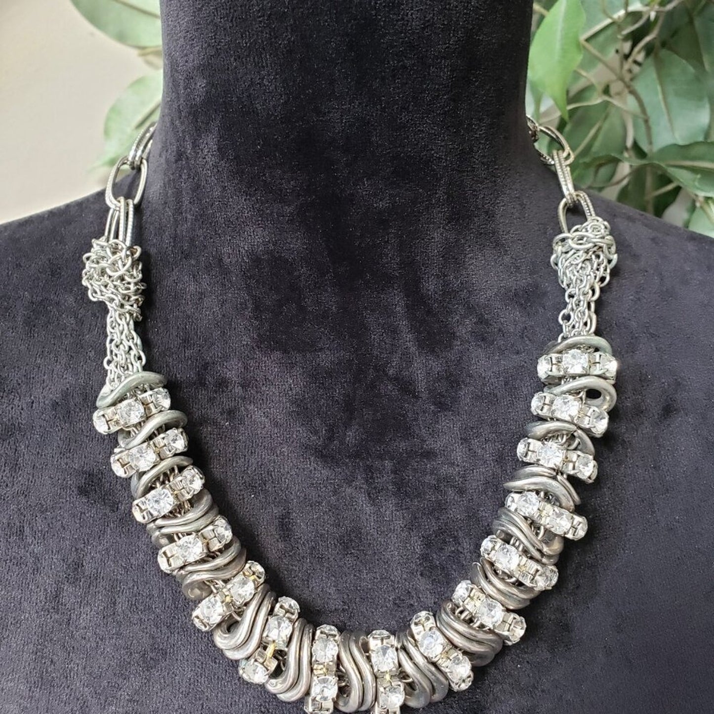 Women Fashion White Gemstones Around Multilayer Chain Collar Necklace w/ Lobster